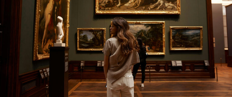 Building the best online portfolio for your artHow to discover your taste as a new art collector